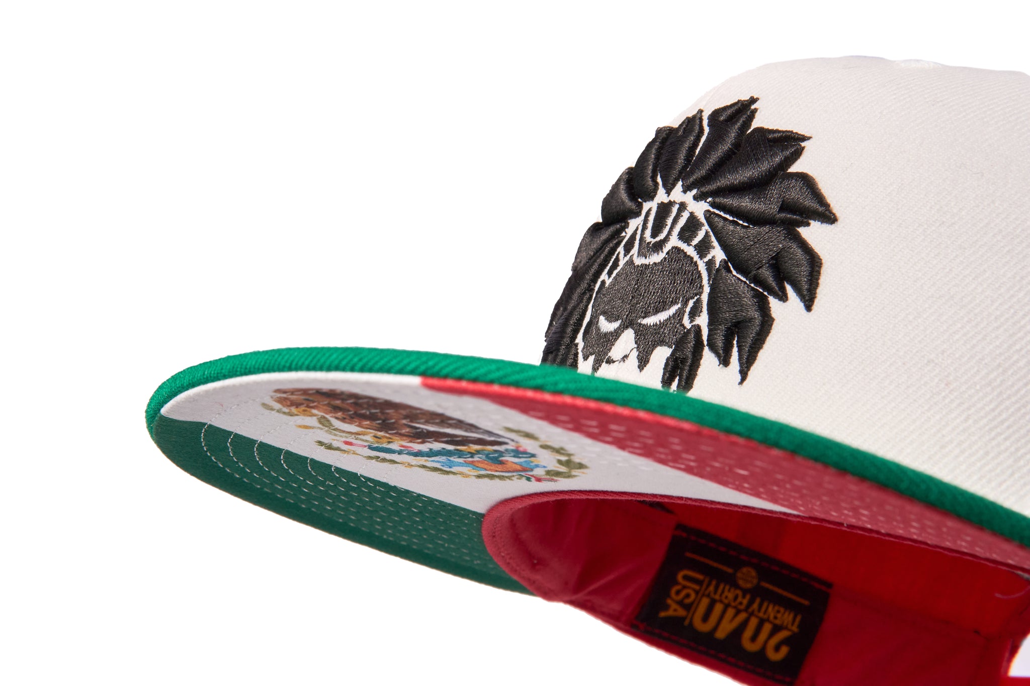 Gorra Tricolor con Visera de Bandera Mexicana - Logo Negro