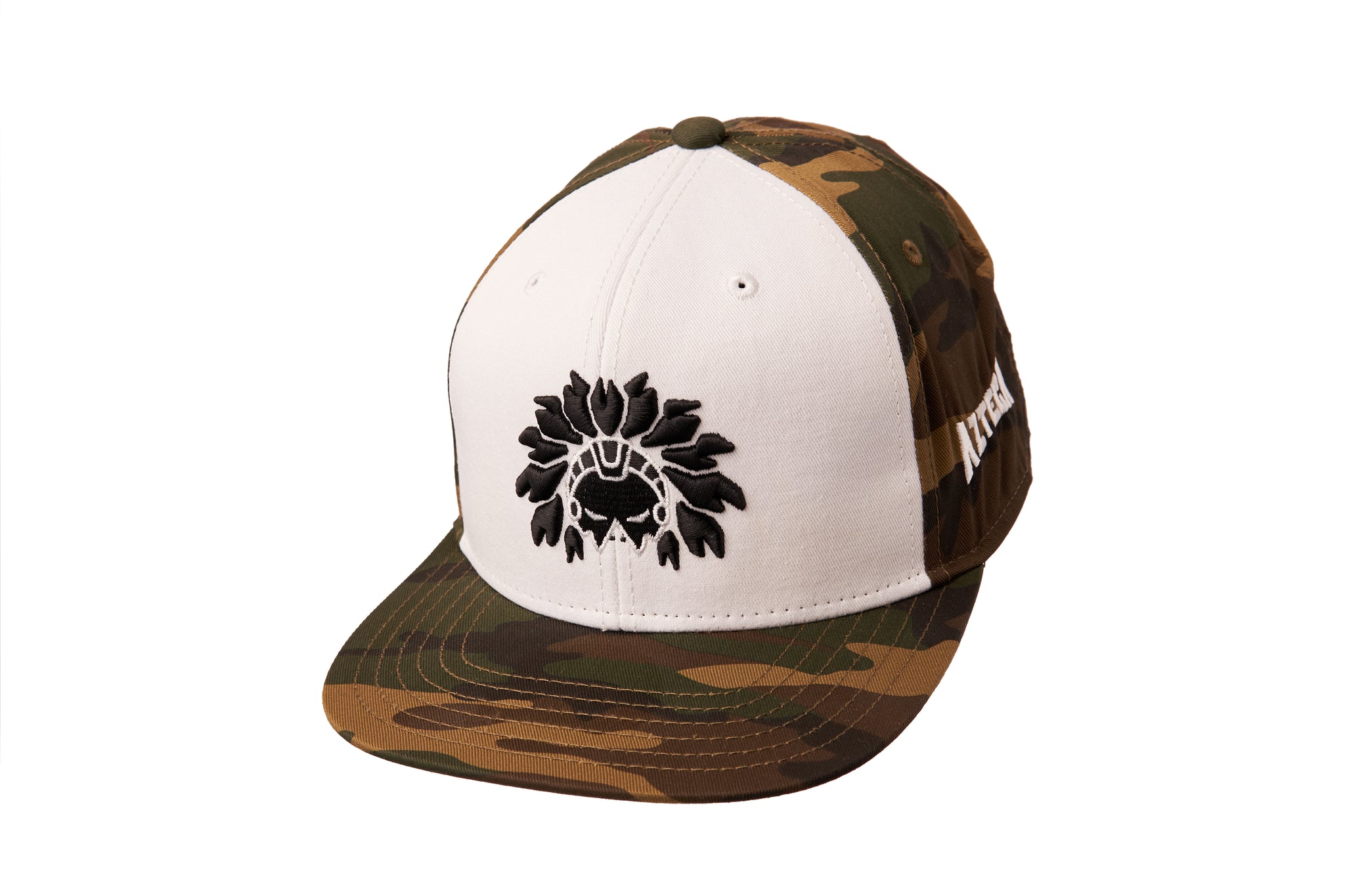 Gorra Tanke Blanca con Diseño Militar - Logo Negro